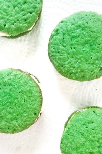 Keto St. Patrick's Day Whoopie Pies: A Low-Carb